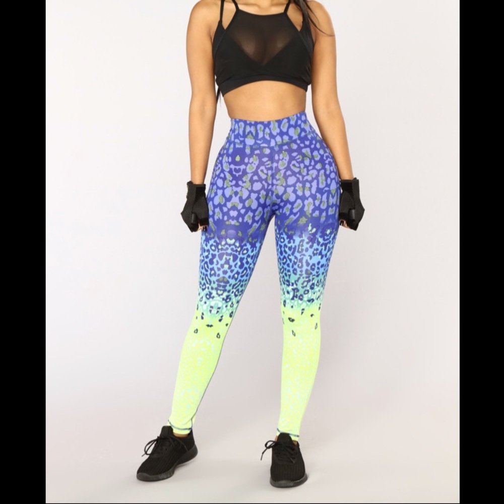 Fashion nova workout leggings